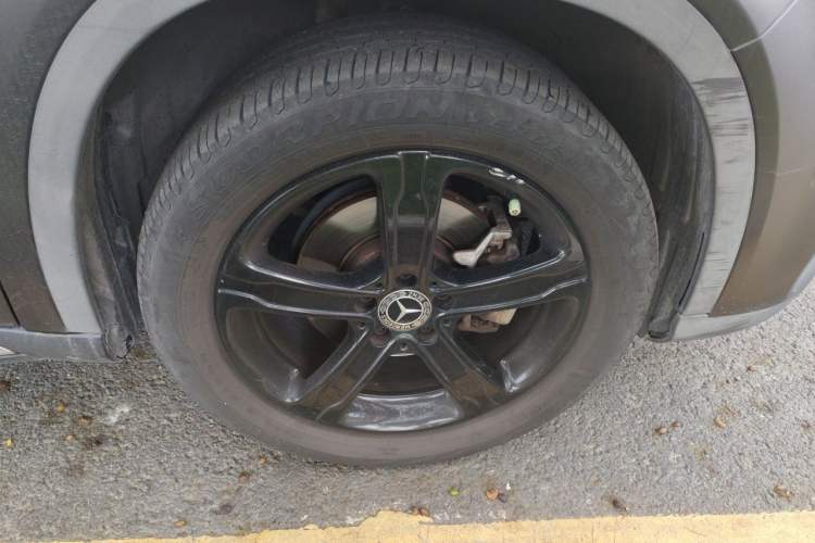 Used Mercedes-Benz GLA 2019 GLA 200 Fashion Model Right Front Wheel Hub