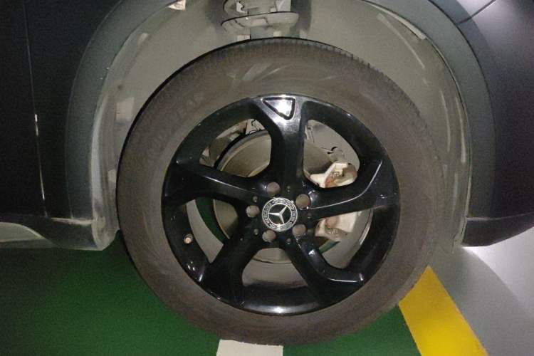 Used Mercedes-Benz GLA 2019 GLA 200 Dynamic Edition Right Front Wheel Hub