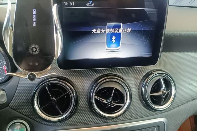Used Mercedes-Benz GLA 2019 GLA 200 Dynamic Edition Audio And AC Panel
