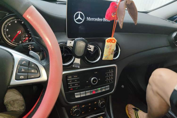 Used Mercedes-Benz GLA 2019 GLA 200 Fashion Model Audio And AC Panel