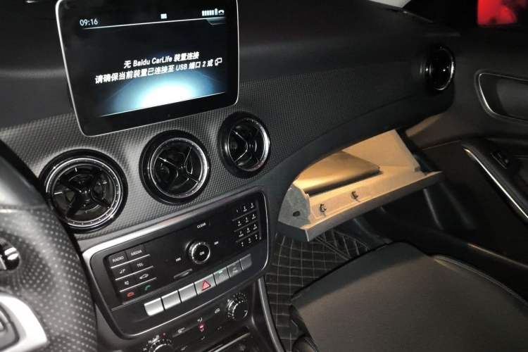 Used Mercedes-Benz GLA 2019 GLA 200 Dynamic Edition Audio And AC Panel
