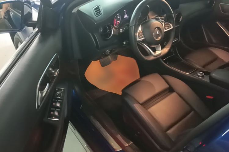 Used Mercedes-Benz GLA 2019 GLA 200 Dynamic Edition Driver Seat