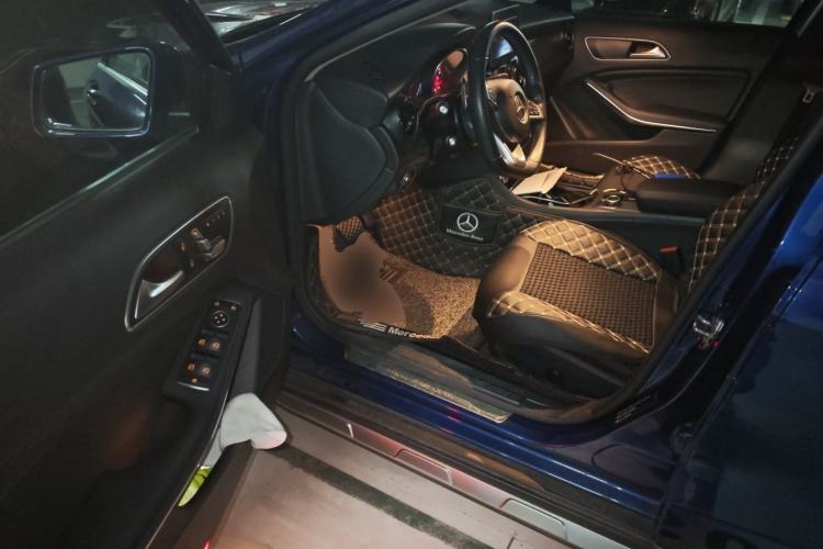 Used Mercedes-Benz GLA 2019 GLA 200 Dynamic Edition Driver Seat