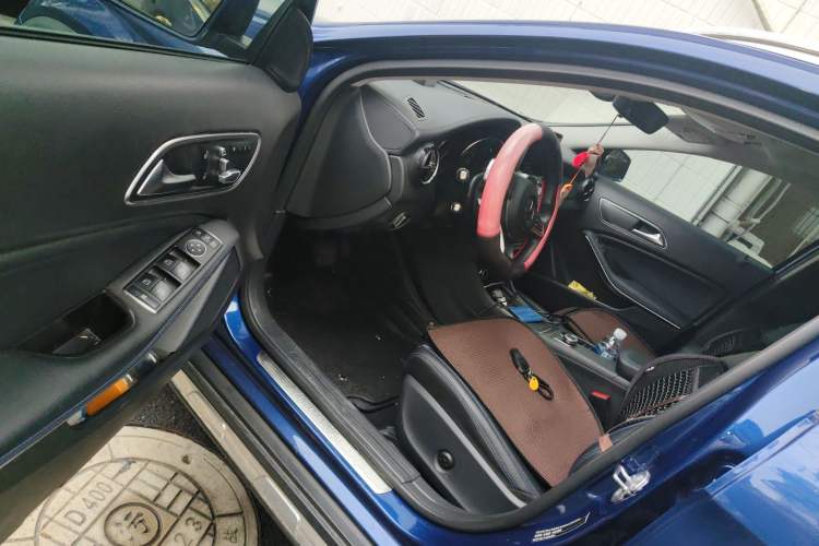 Used Mercedes-Benz GLA 2019 GLA 200 Fashion Model Driver Seat