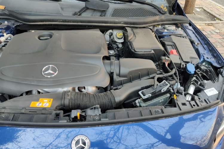 Used Mercedes-Benz GLA 2019 GLA 200 Dynamic Edition Engine Bay Left