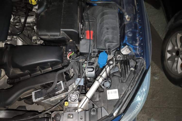 Used Mercedes-Benz GLA 2019 GLA 200 Dynamic Edition Engine Bay Left