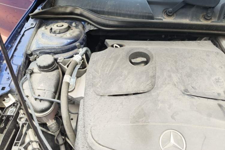 Used Mercedes-Benz GLA 2019 GLA 200 Fashion Model Engine Bay Right