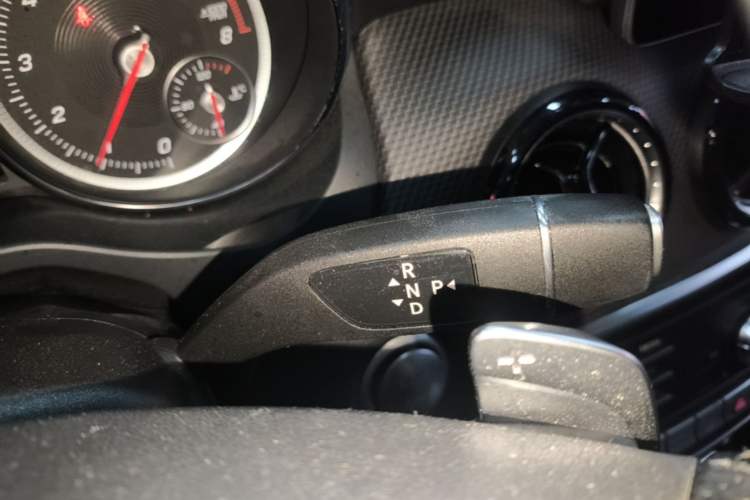 Used Mercedes-Benz GLA 2019 GLA 200 Dynamic Edition Gear Lever
