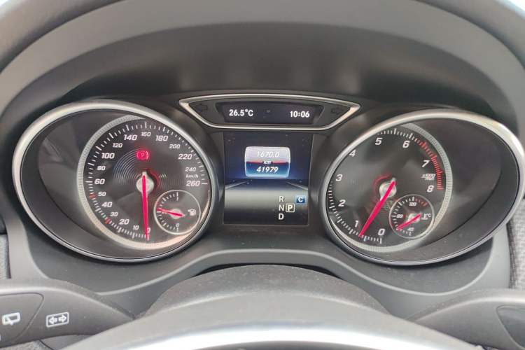 Used Mercedes-Benz GLA 2019 GLA 200 Dynamic Edition Instrument Cluster
