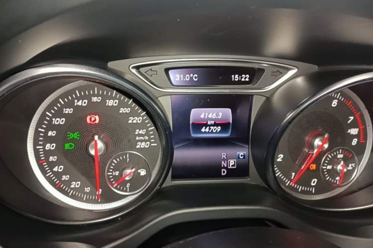 Used Mercedes-Benz GLA 2019 GLA 200 Dynamic Edition Instrument Cluster