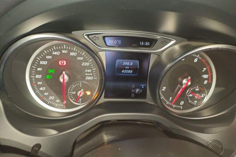 Used Mercedes-Benz GLA 2019 GLA 200 Dynamic Edition Instrument Cluster