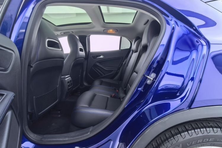 Used Mercedes-Benz GLA 2019 GLA 200 Dynamic Edition Interior 10