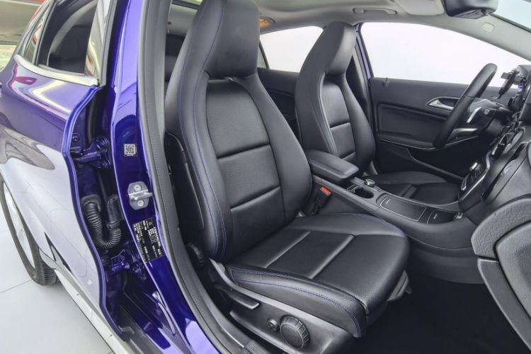 Used Mercedes-Benz GLA 2019 GLA 200 Dynamic Edition Interior 7