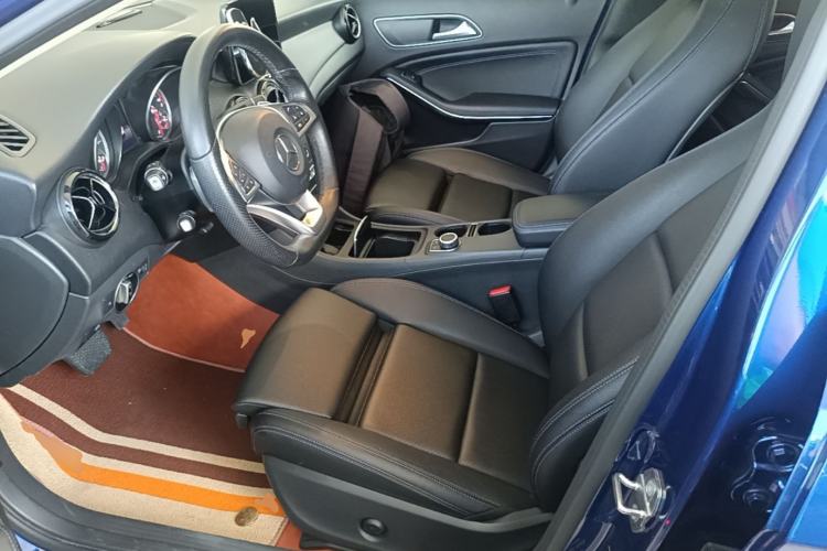 Used Mercedes-Benz GLA 2019 GLA 200 Dynamic Edition Left Front Seat