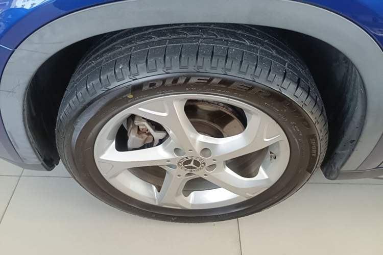 Used Mercedes-Benz GLA 2019 GLA 200 Dynamic Edition Left Front Wheel Hub