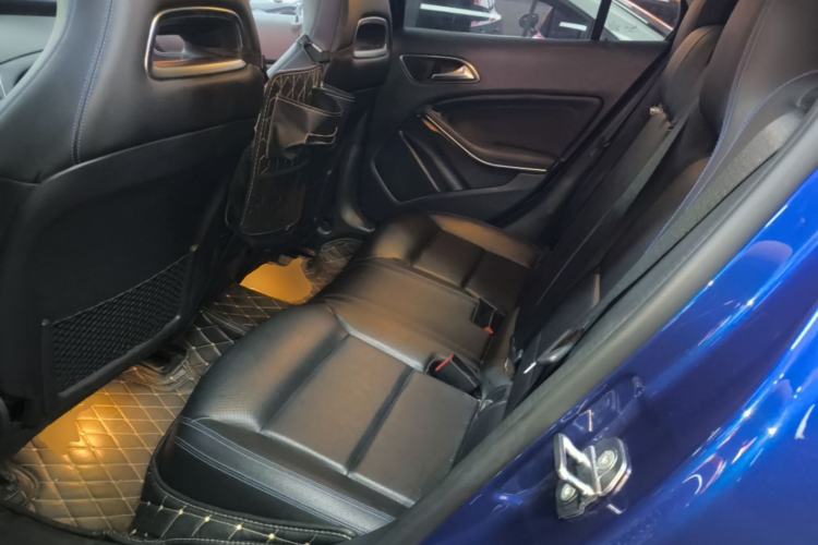 Used Mercedes-Benz GLA 2019 GLA 200 Dynamic Edition Left Rear Seat