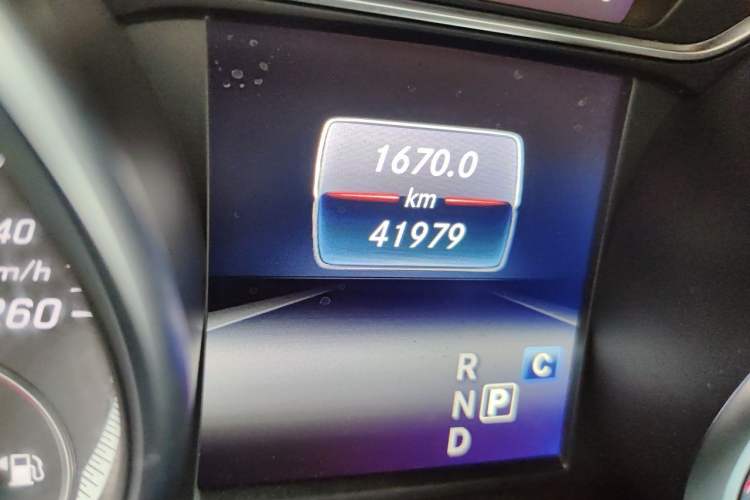 Used Mercedes-Benz GLA 2019 GLA 200 Dynamic Edition Odometer Close Up