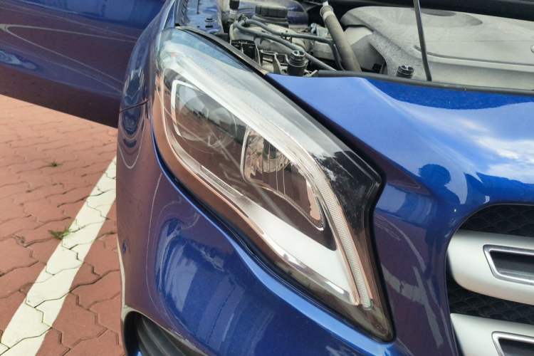 Used Mercedes-Benz GLA 2019 GLA 200 Fashion Model Right Front Headlight