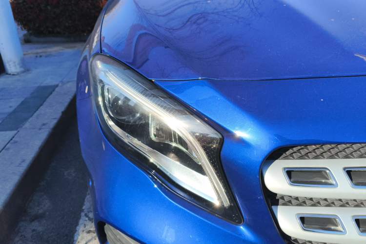 Used Mercedes-Benz GLA 2019 GLA 200 Fashion Model Right Front Headlight
