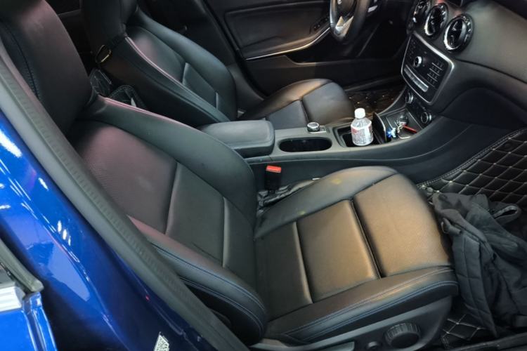 Used Mercedes-Benz GLA 2019 GLA 200 Dynamic Edition Right Front Seat