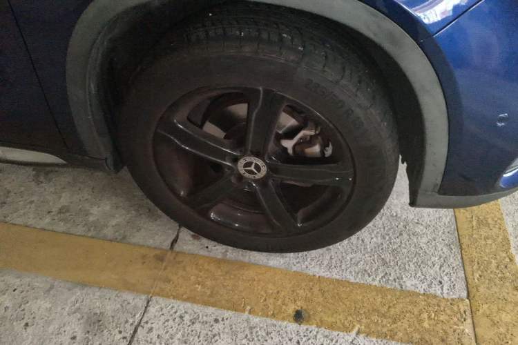 Used Mercedes-Benz GLA 2019 GLA 200 Fashion Model Right Front Wheel Hub