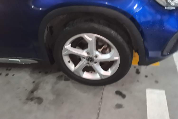 Used Mercedes-Benz GLA 2019 GLA 200 Dynamic Edition Right Front Wheel Hub