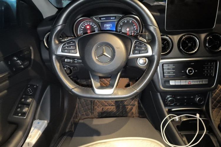 Used Mercedes-Benz GLA 2019 GLA 200 Dynamic Edition Steering Wheel