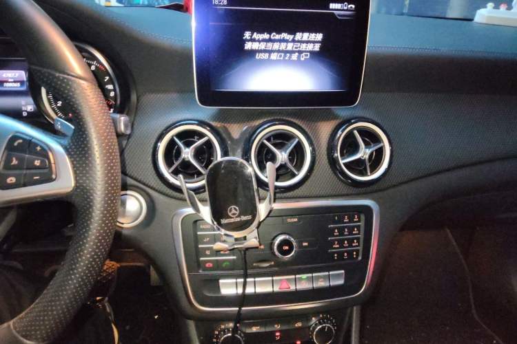 Used Mercedes-Benz GLA 2019 GLA 200 Fashion Model Audio And AC Panel