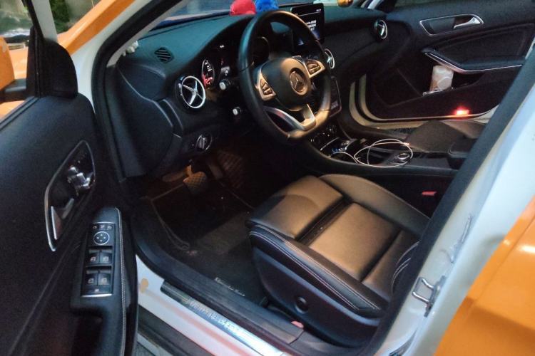 Used Mercedes-Benz GLA 2019 GLA 200 Fashion Model Driver Seat