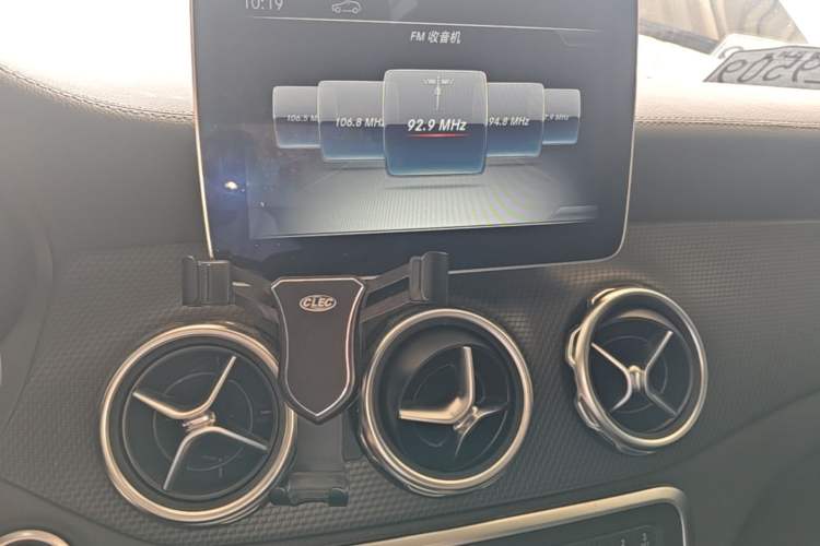Used Mercedes-Benz GLA 2019 GLA 200 Fashion Model Audio And AC Panel