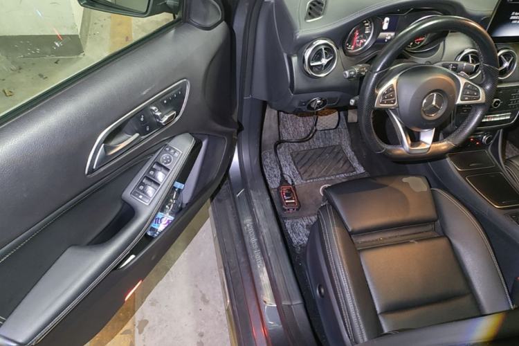 Used Mercedes-Benz GLA 2019 GLA 200 Fashion Model Driver Seat
