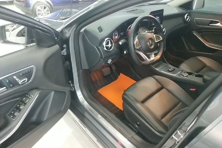 Used Mercedes-Benz GLA 2019 GLA 200 Fashion Model Driver Seat