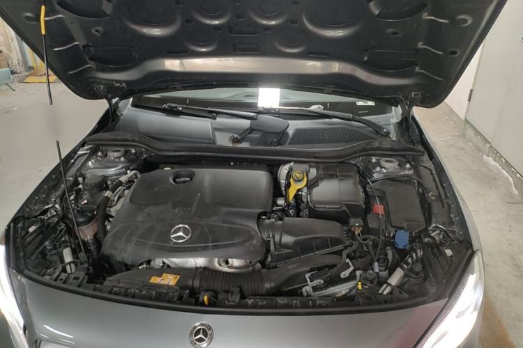 Used Mercedes-Benz GLA 2019 GLA 200 Fashion Model Engine Bay