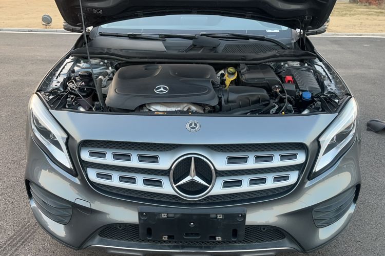Used Mercedes-Benz GLA 2019 GLA 200 Fashion Model Engine Bay
