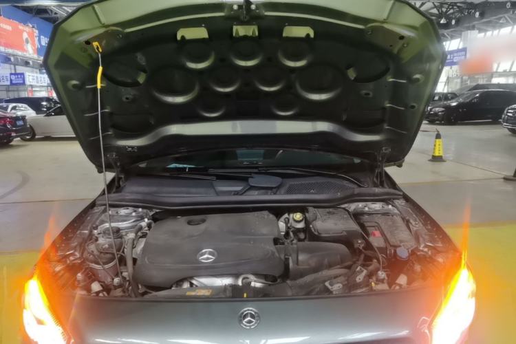 Used Mercedes-Benz GLA 2019 GLA 200 Fashion Model Engine Bay