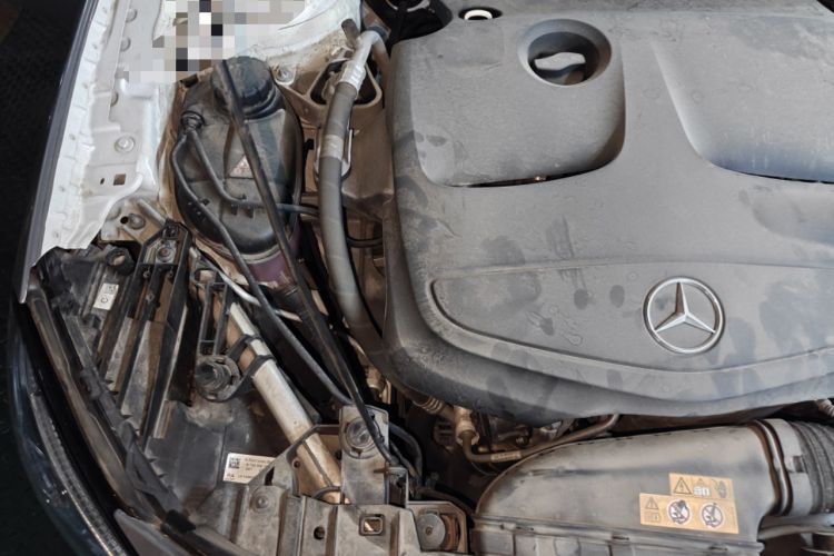 Used Mercedes-Benz GLA 2019 GLA 200 Fashion Model Engine Bay Right