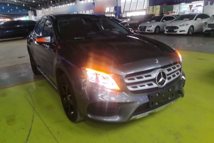 Used Mercedes-Benz GLA 2019 GLA 200 Fashion Model Exterior 1