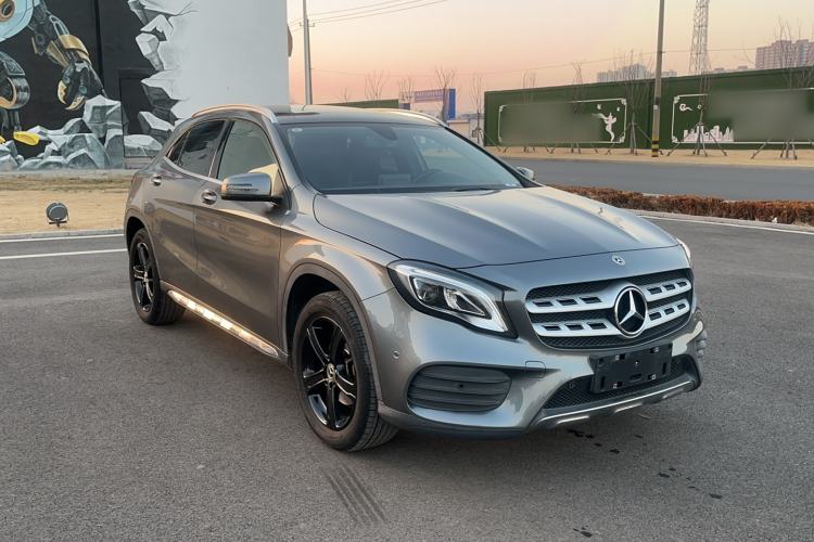Used Mercedes-Benz GLA 2019 GLA 200 Fashion Model Exterior 2