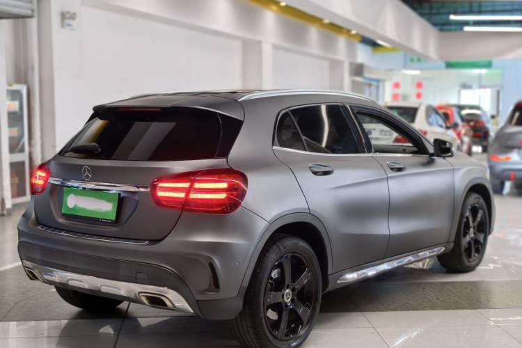 Used Mercedes-Benz GLA 2019 GLA 200 Fashion Model Exterior 4