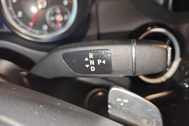 Used Mercedes-Benz GLA 2019 GLA 200 Fashion Model Gear Lever