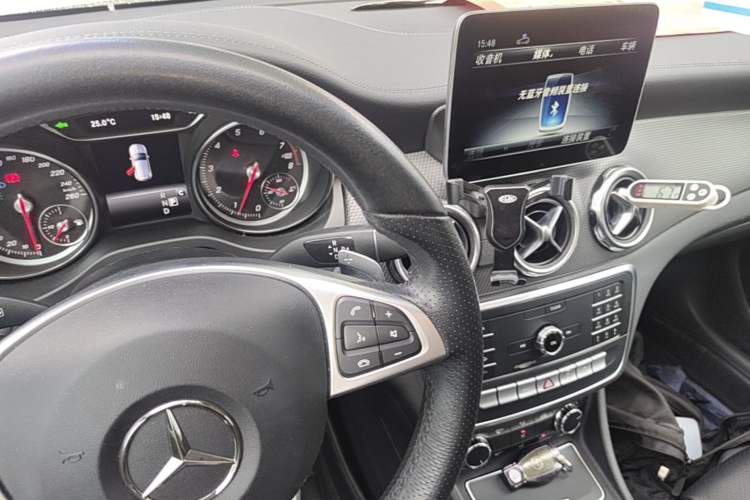 Used Mercedes-Benz GLA 2019 GLA 200 Fashion Model Gear Lever