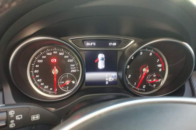 Used Mercedes-Benz GLA 2019 GLA 200 Dynamic Edition Instrument Cluster