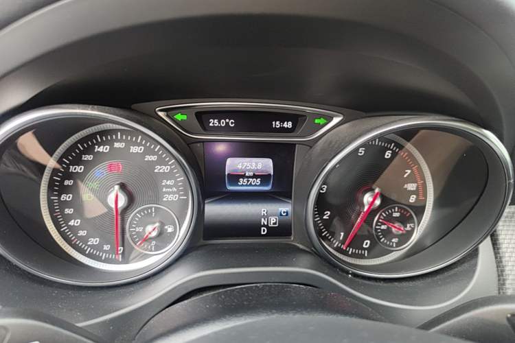 Used Mercedes-Benz GLA 2019 GLA 200 Fashion Model Instrument Cluster