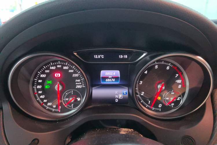 Used Mercedes-Benz GLA 2019 GLA 200 Fashion Model Instrument Cluster