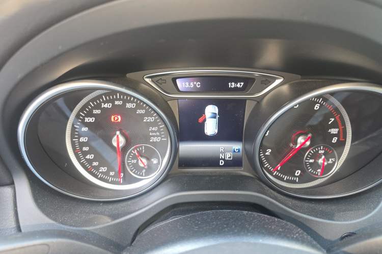 Used Mercedes-Benz GLA 2019 GLA 200 Dynamic Edition Instrument Cluster