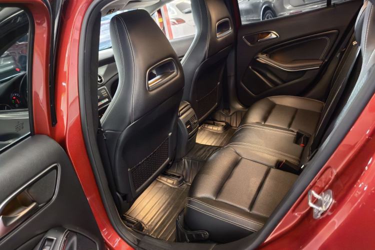 Used Mercedes-Benz GLA 2019 GLA 200 Fashion Model Interior 2