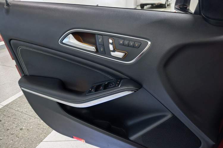 Used Mercedes-Benz GLA 2019 GLA 200 Fashion Model Interior 6