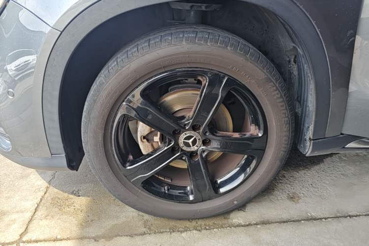 Used Mercedes-Benz GLA 2019 GLA 200 Fashion Model Left Front Wheel Hub