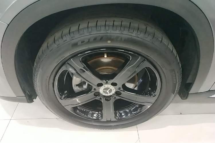 Used Mercedes-Benz GLA 2019 GLA 200 Fashion Model Left Front Wheel Hub