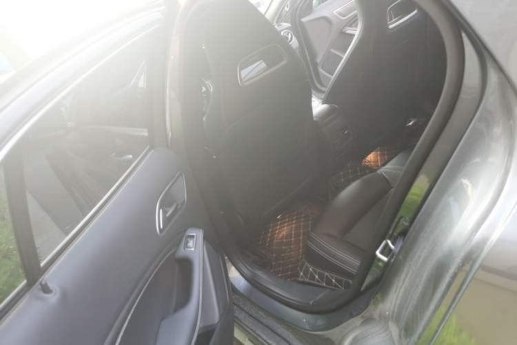 Used Mercedes-Benz GLA 2019 GLA 200 Dynamic Edition Left Rear Seat